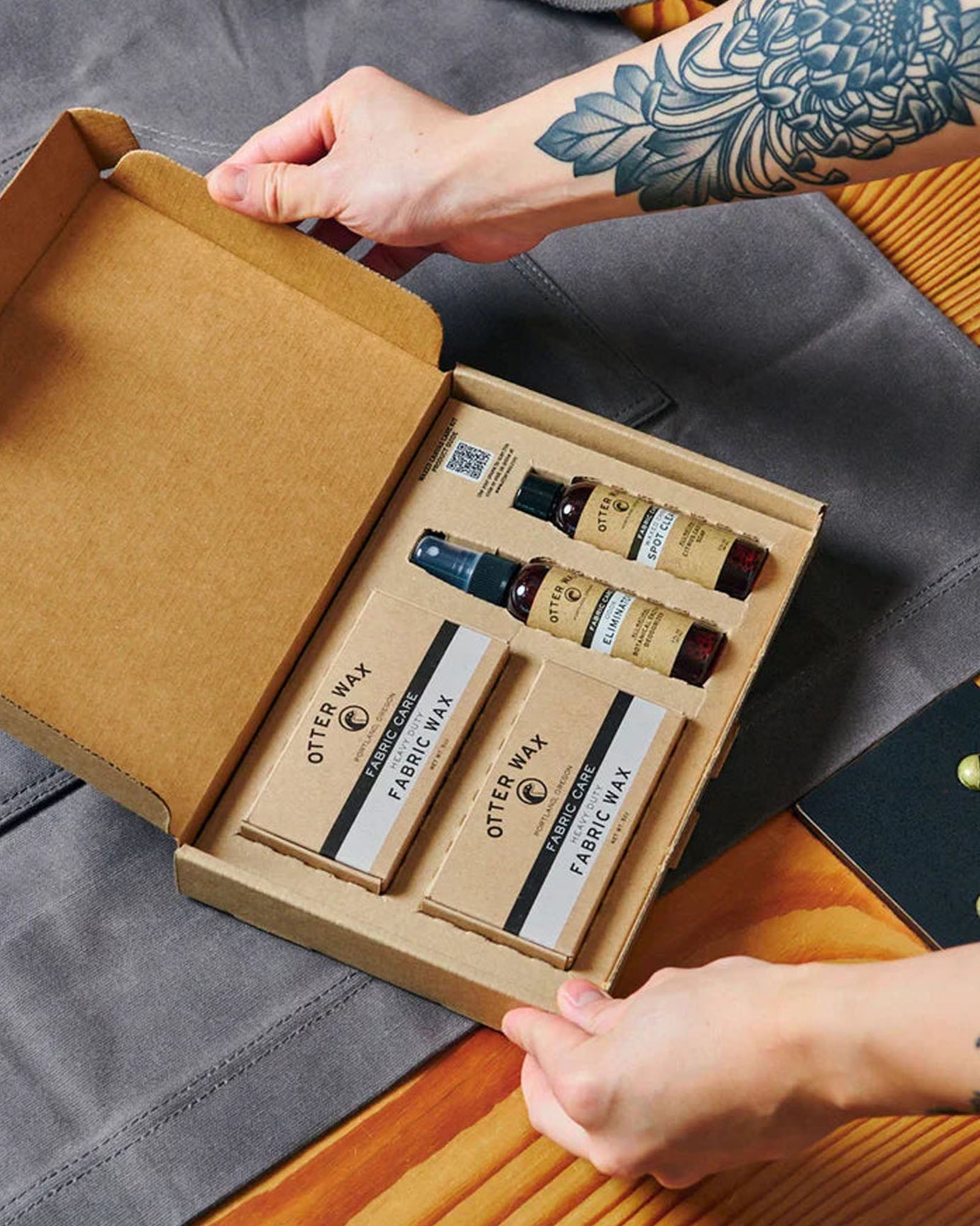 The Waxed Fabric Care Kit: Alternate Image 3, Accessories by Taylor Stitch
