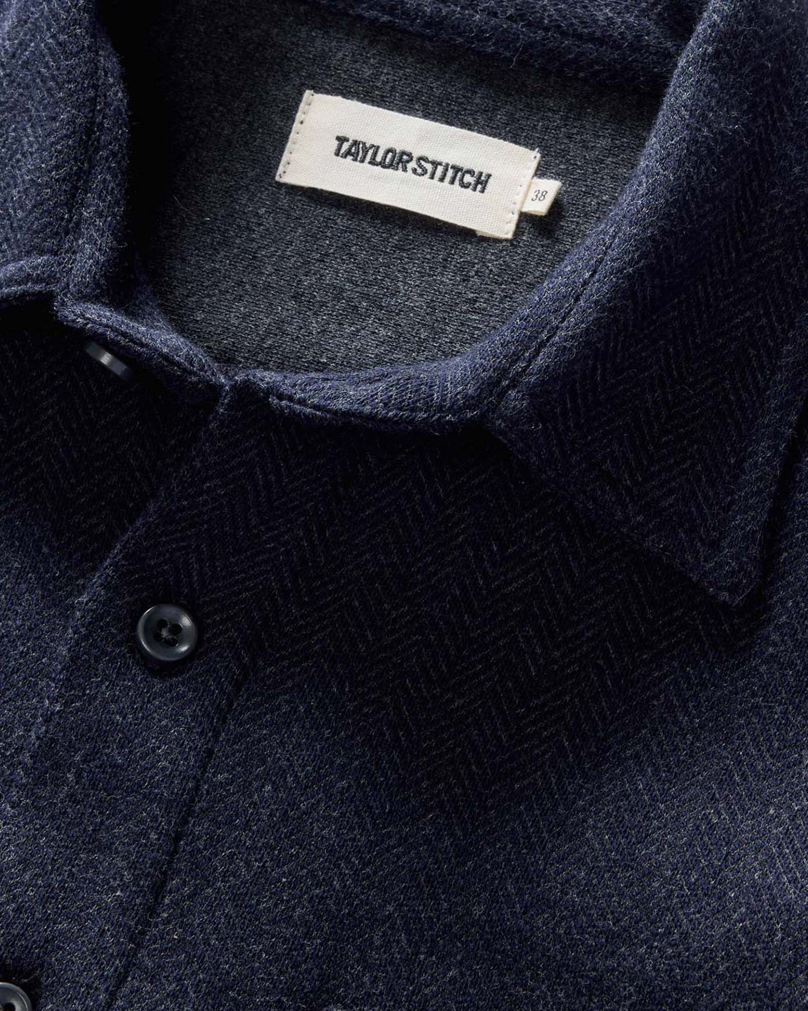 material shot of the collar on The Coastline Knit Shirt in Dark Navy, Knits by Taylor Stitch