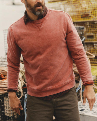 fit model showing off The Sunset Crew in Washed Canyon Terry