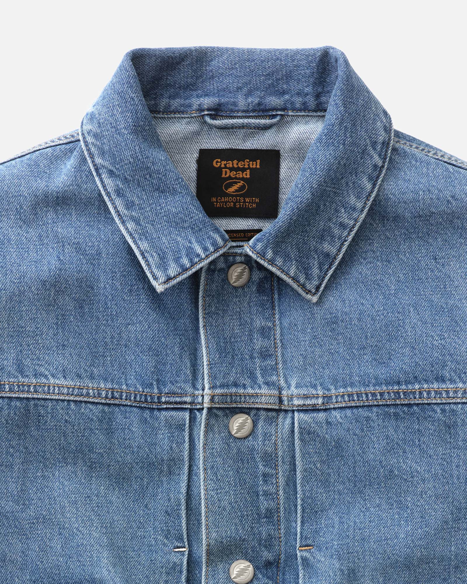 material shot of the collar on The Haight Jacket in Light Wash Hemp Denim, Outerwear by Taylor Stitch