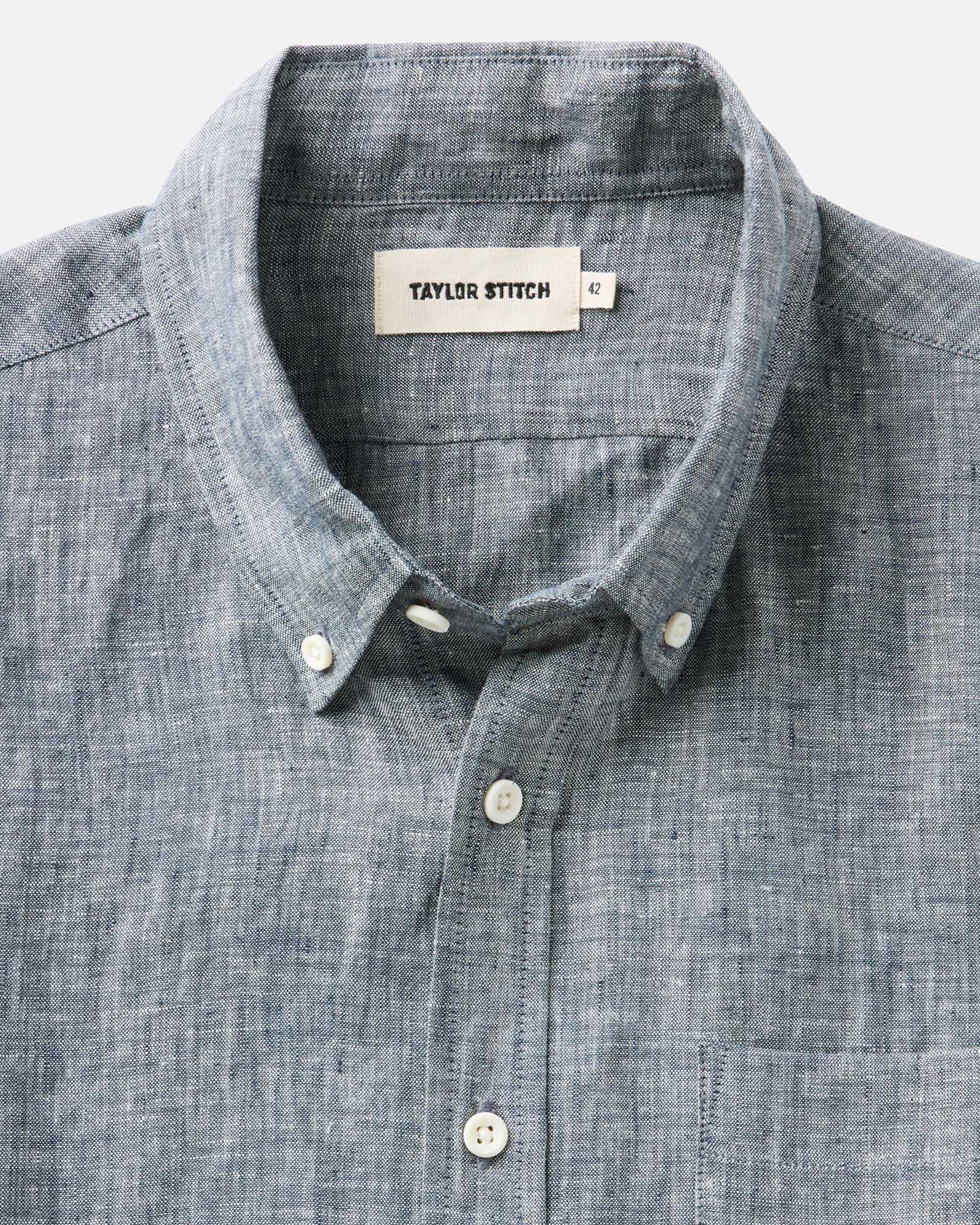 material shot of the collar on The Jack in Ocean Linen, Wovens by Taylor Stitch
