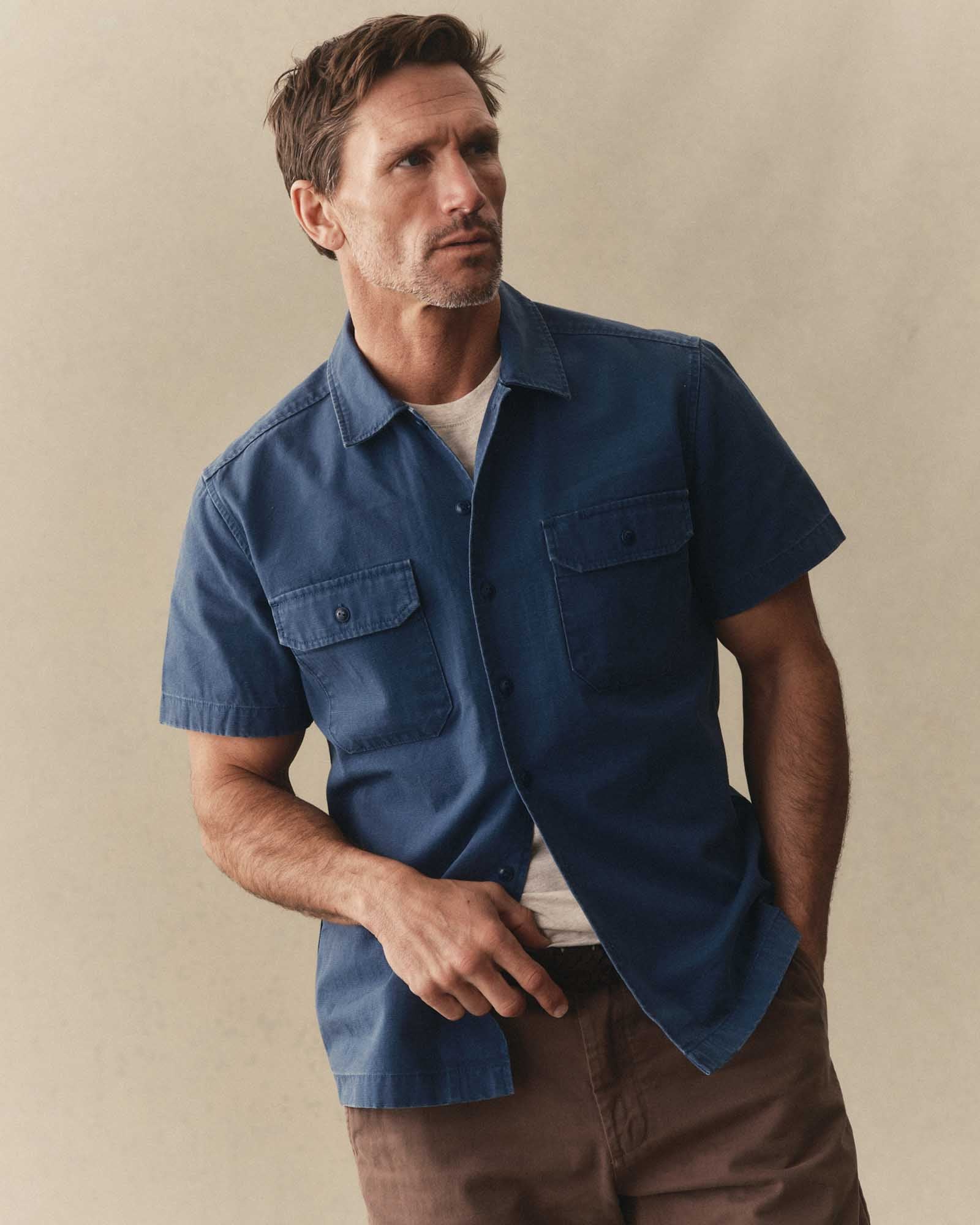 fit model showing off The Short Sleeve Mechanic Shirt in Atlantic Ripstop, Wovens by Taylor Stitch