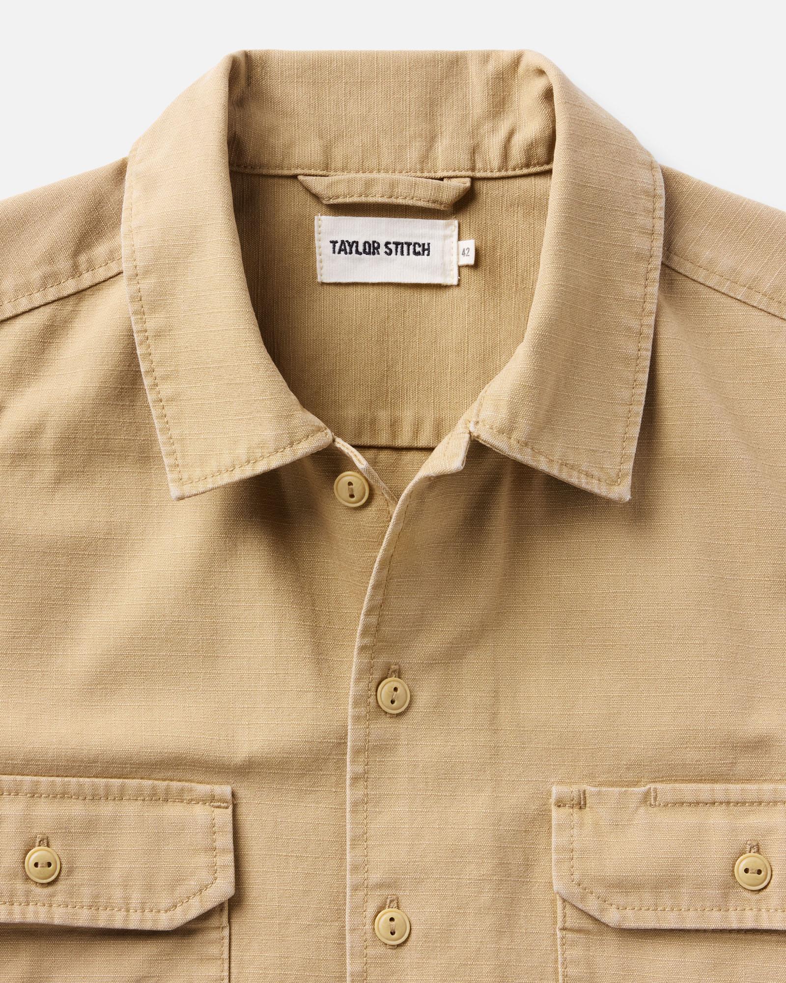 material shot of the collar on The Short Sleeve Mechanic Shirt in Khaki Ripstop, Wovens by Taylor Stitch