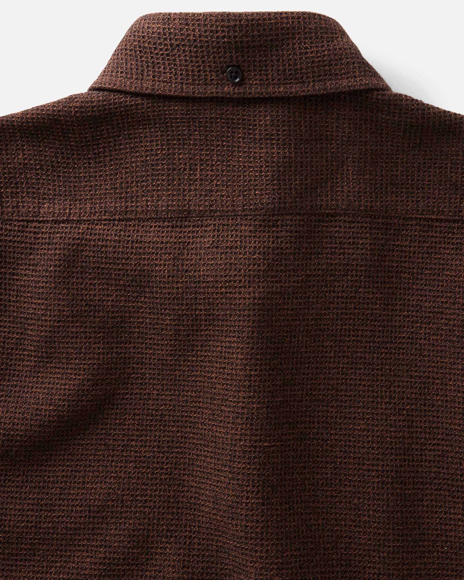 material shot of the back collar on The Jack in Timber Twist Waffle, Wovens by Taylor Stitch