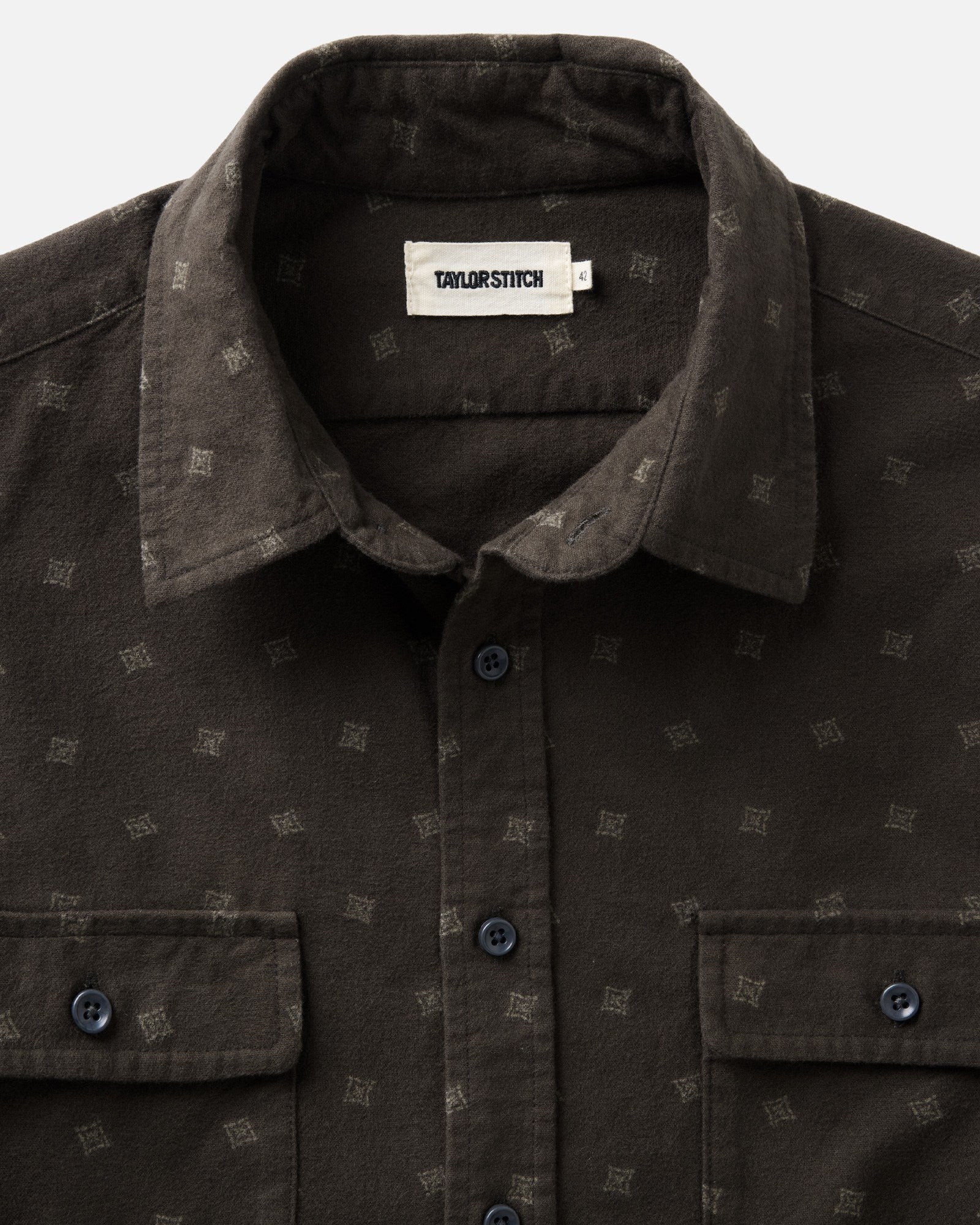 material shot of the collar on The Yosemite Shirt in Carolina Geo, Wovens by Taylor Stitch