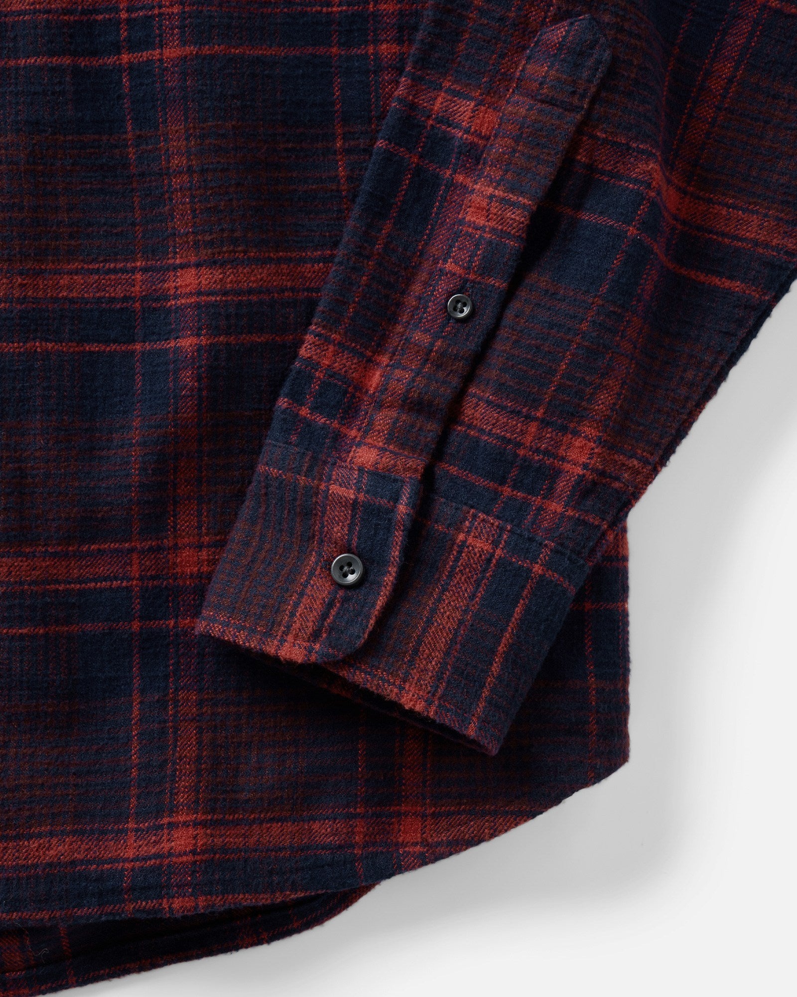 material shot of the sleeve on The Yosemite Shirt in Delaware Plaid, Wovens by Taylor Stitch